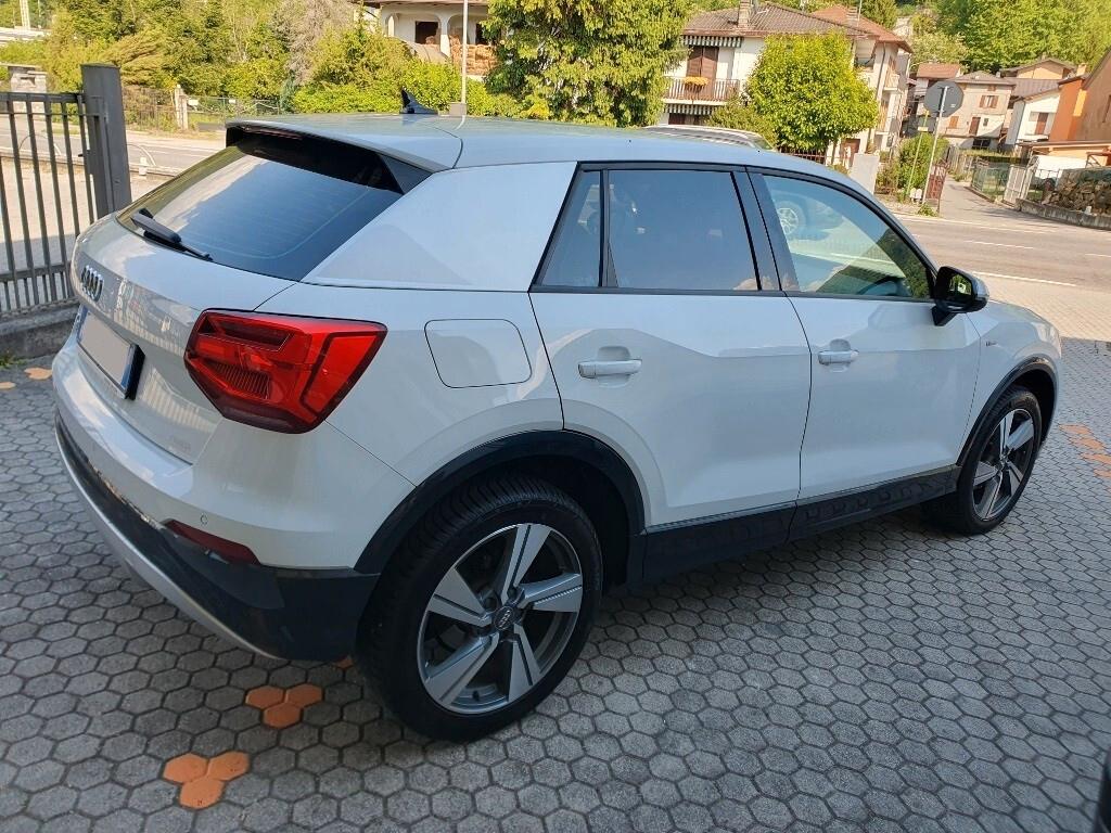 Audi Q2 30 TDI S-tronic Admired Design 116cv