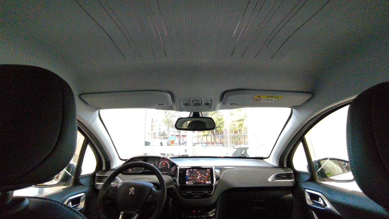 Peugeot 2008 BlueHDi 100 S&S Allure