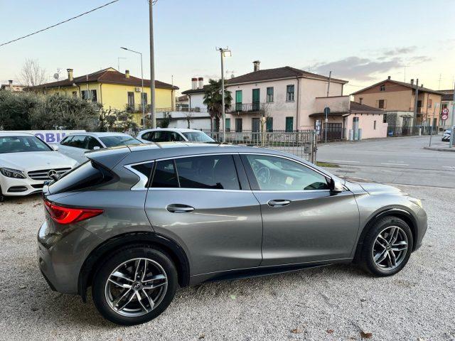 INFINITI Q30 1.5 diesel DCT Premium