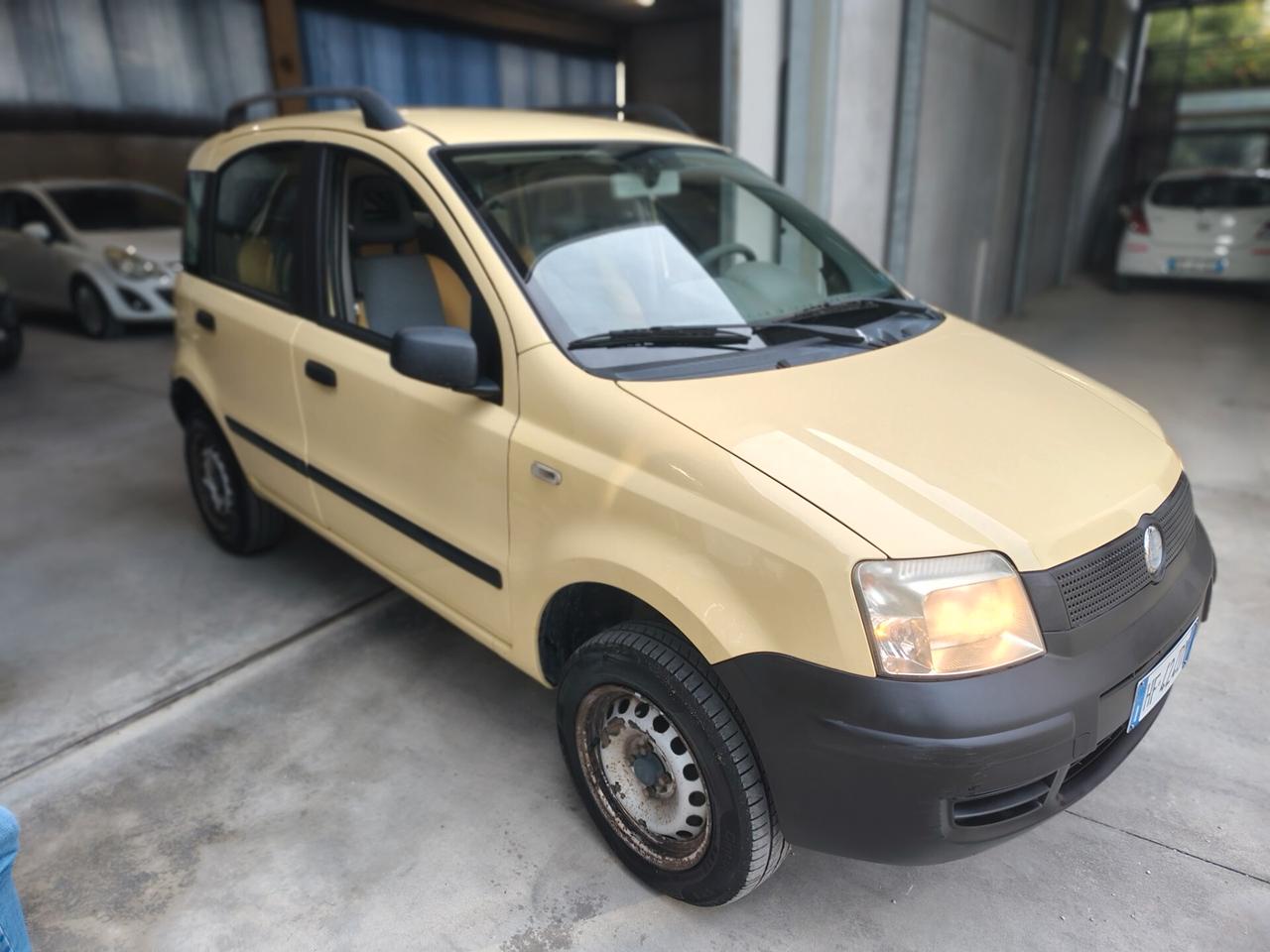 FIAT PANDA 4X4 – L’INESAURIBILE REGINA DELL’FUORISTRADA