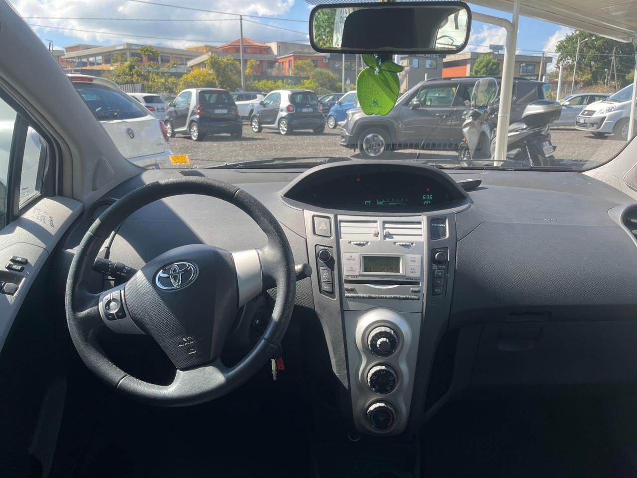Toyota Yaris 1.4D-4D Automatica