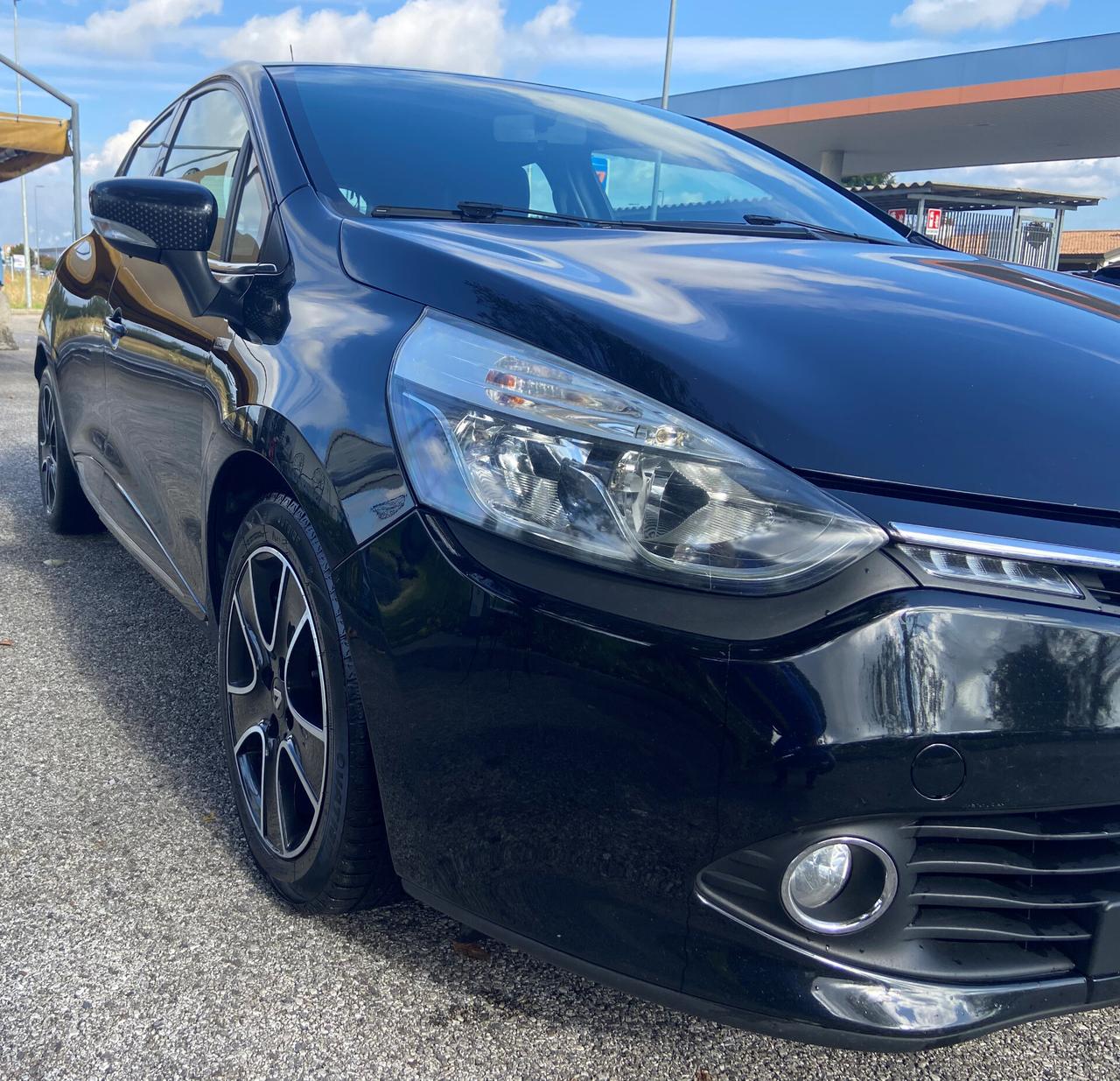 Renault Clio dCi 8V 90CV Start&Stop 5 porte NEOPATENTATI