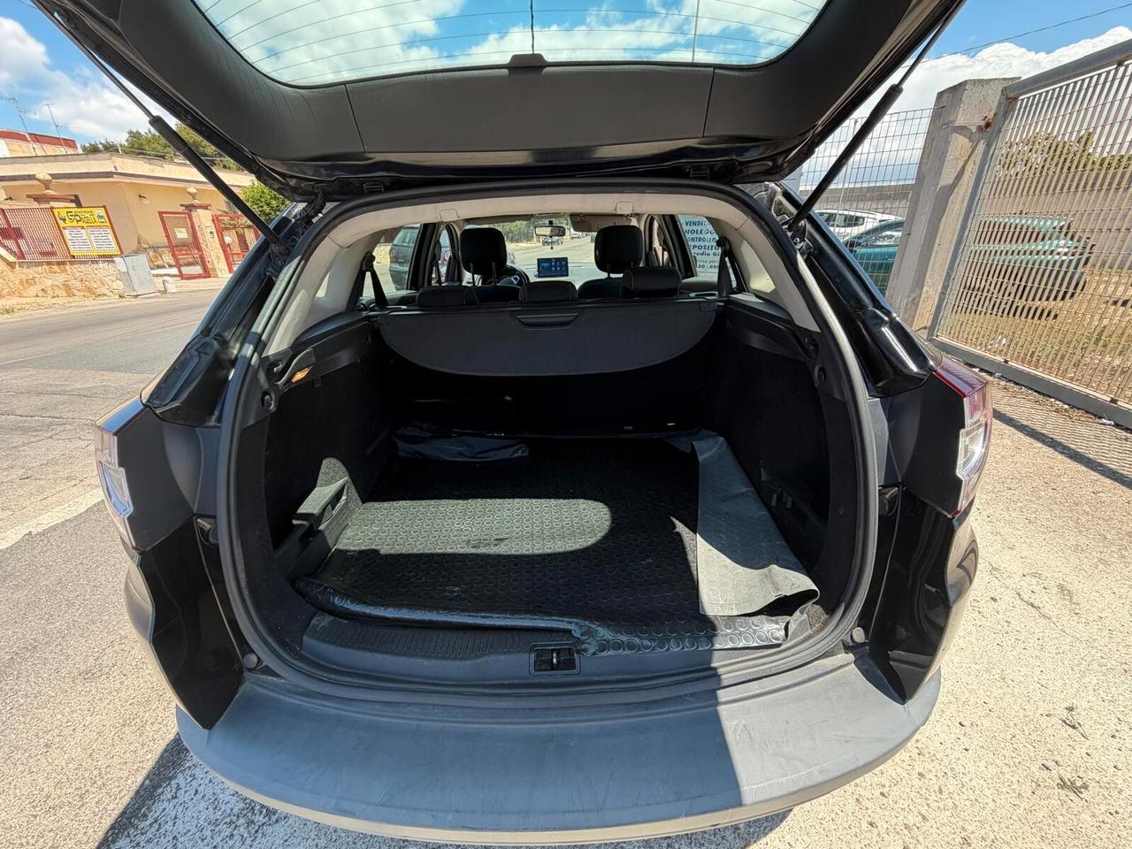 Renault Megane Mégane 1.5 dCi - DIESEL - 2011