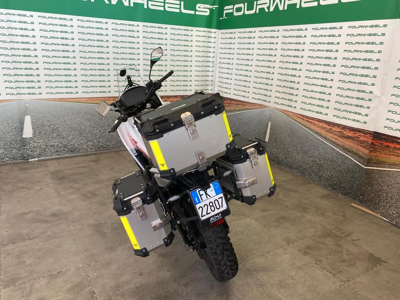 Moto Morini X-Cape 649