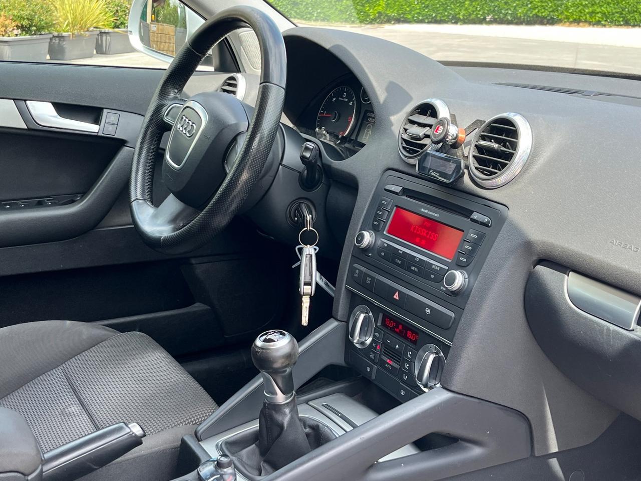 Audi A3 SPB 1.6 TDI 105 CV CR Attraction