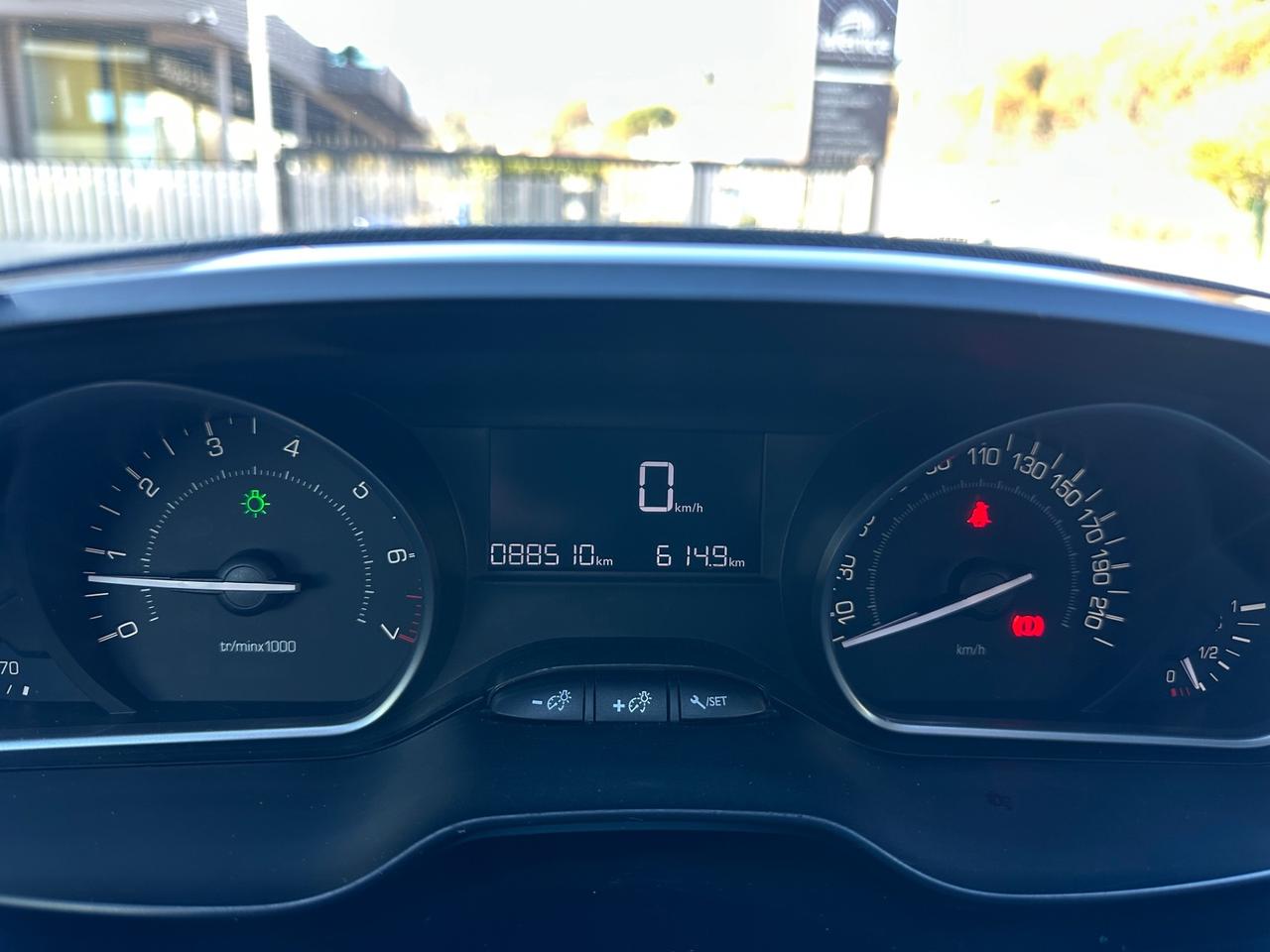 Peugeot 208 PureTech 82 5 porte Allure