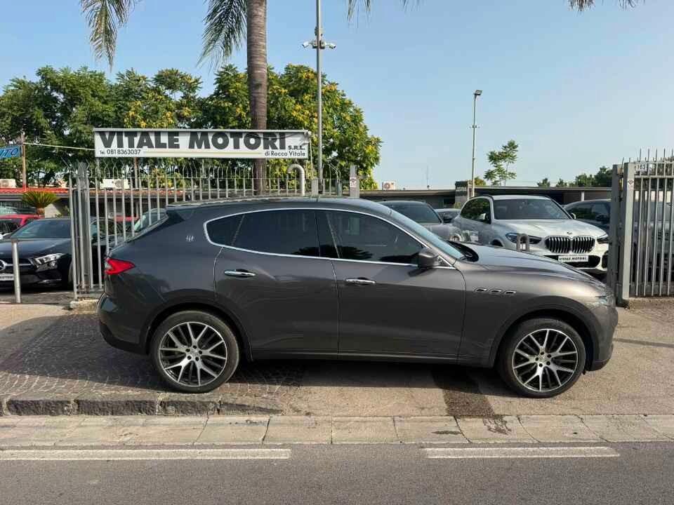 MASERATI LEVANTE 3.0 D 250 CV