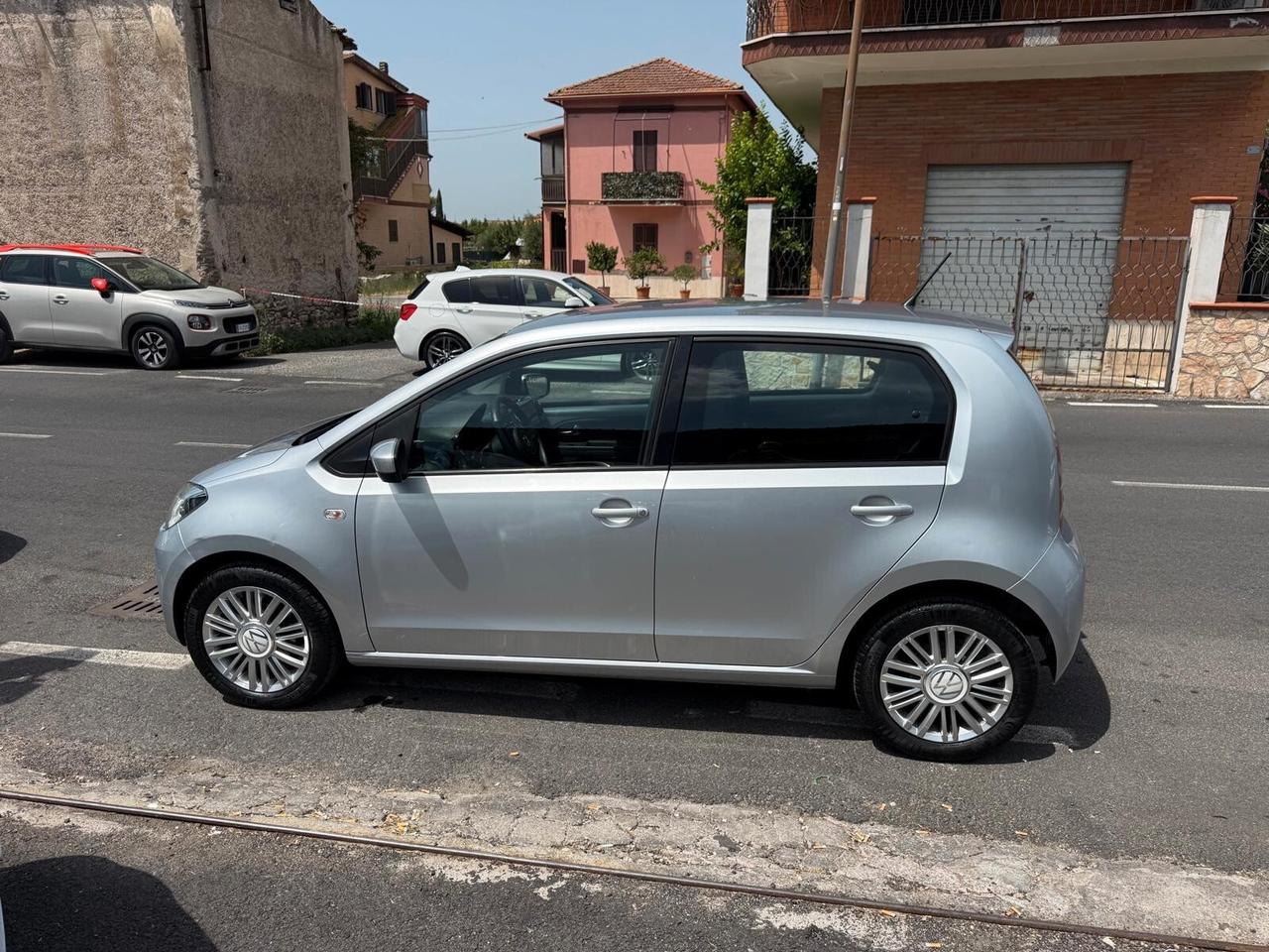 Volkswagen up! 1.0 5p. ASG - 21.000km - Automatica - Full opt