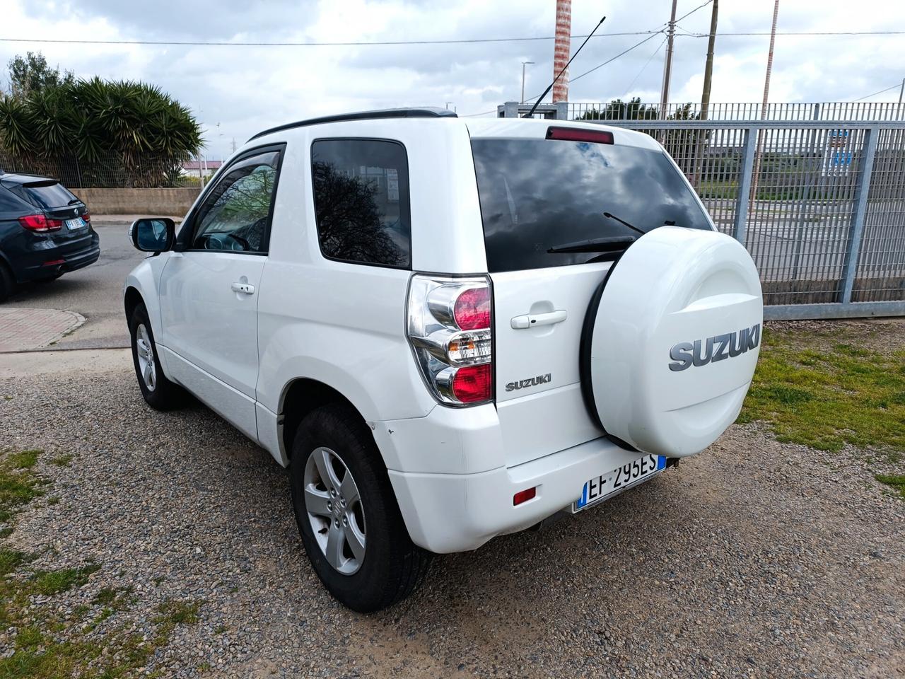 Suzuki Grand Vitara 1.9 DDiS 3 porte Offroad