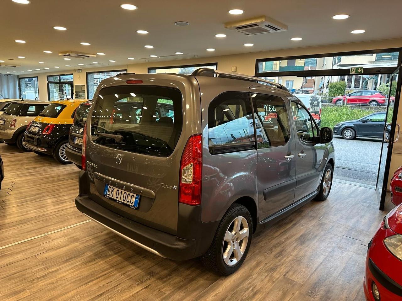 Peugeot Partner Tepee 1.6 HDi 92CV Outdoor
