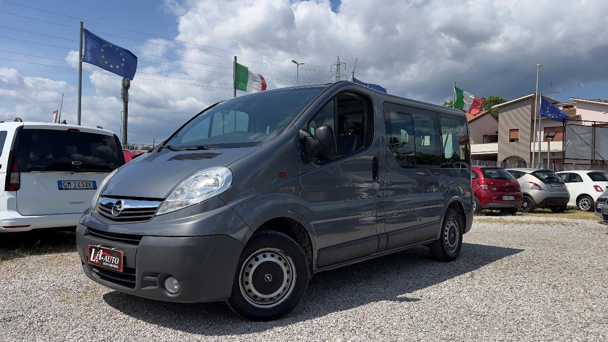 OPEL - Vivaro 2.0 cdti 9 POSTI