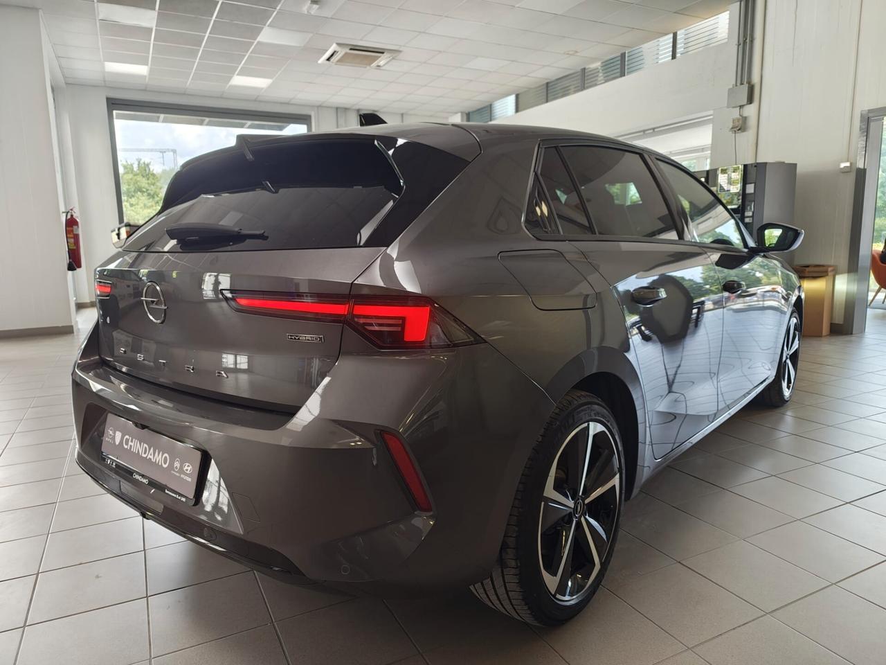Opel Astra 1.6 Plug-in Hybrid 180 CV AT8 Ultimate