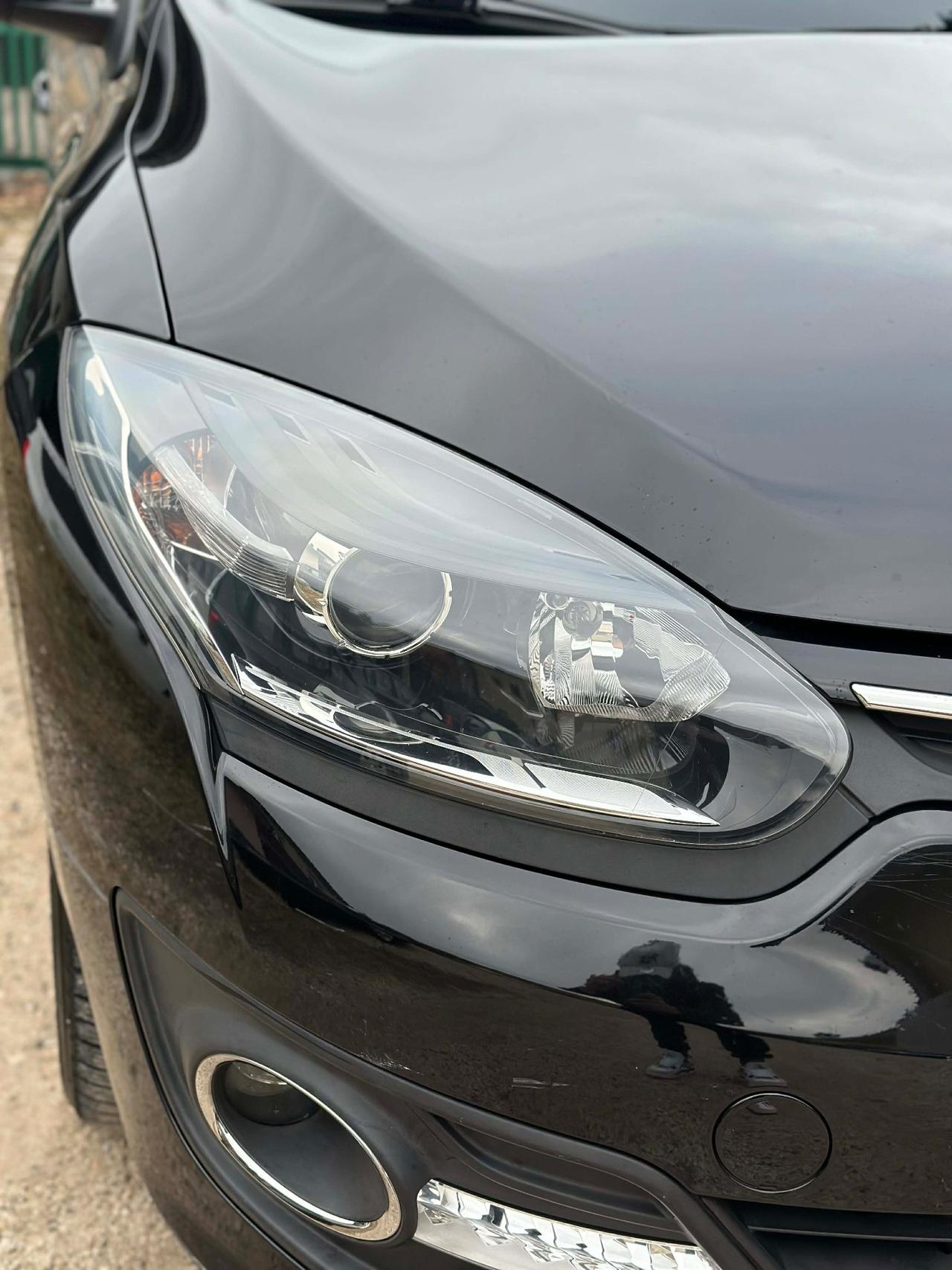 Renault MEGANE dCi 110CV SPORTTOUR LIMITED EU6B