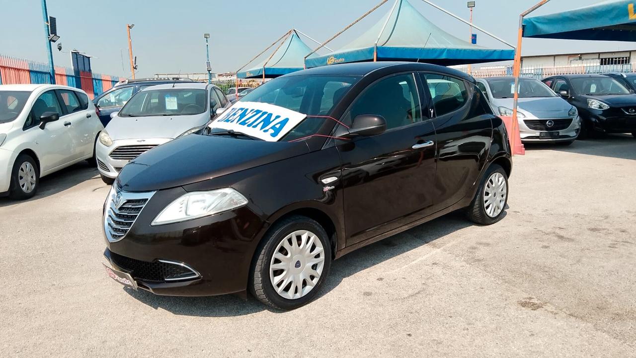 Lancia Ypsilon 1.2 BENZINA