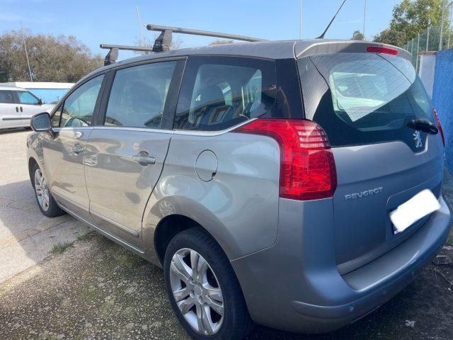 PEUGEOT 5008 2.0 HDi 163CV aut. Business