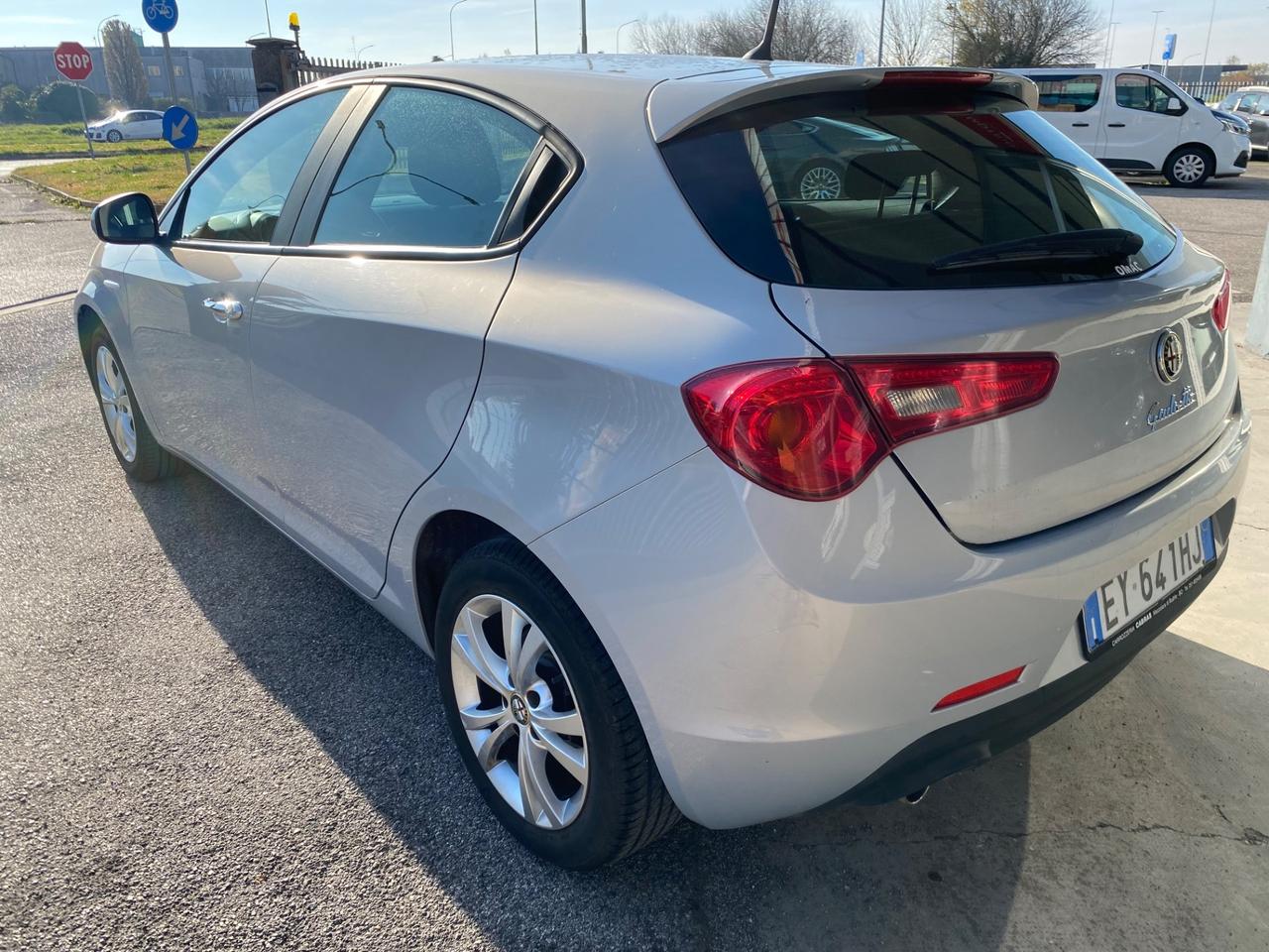 Alfa Romeo Giulietta 1.6 JTDm-2 105 CV Progression