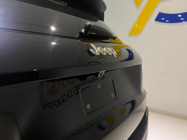 JEEP Avenger 1.2 Turbo 110 CV MHEV Summit tua da ?299,00 mensil