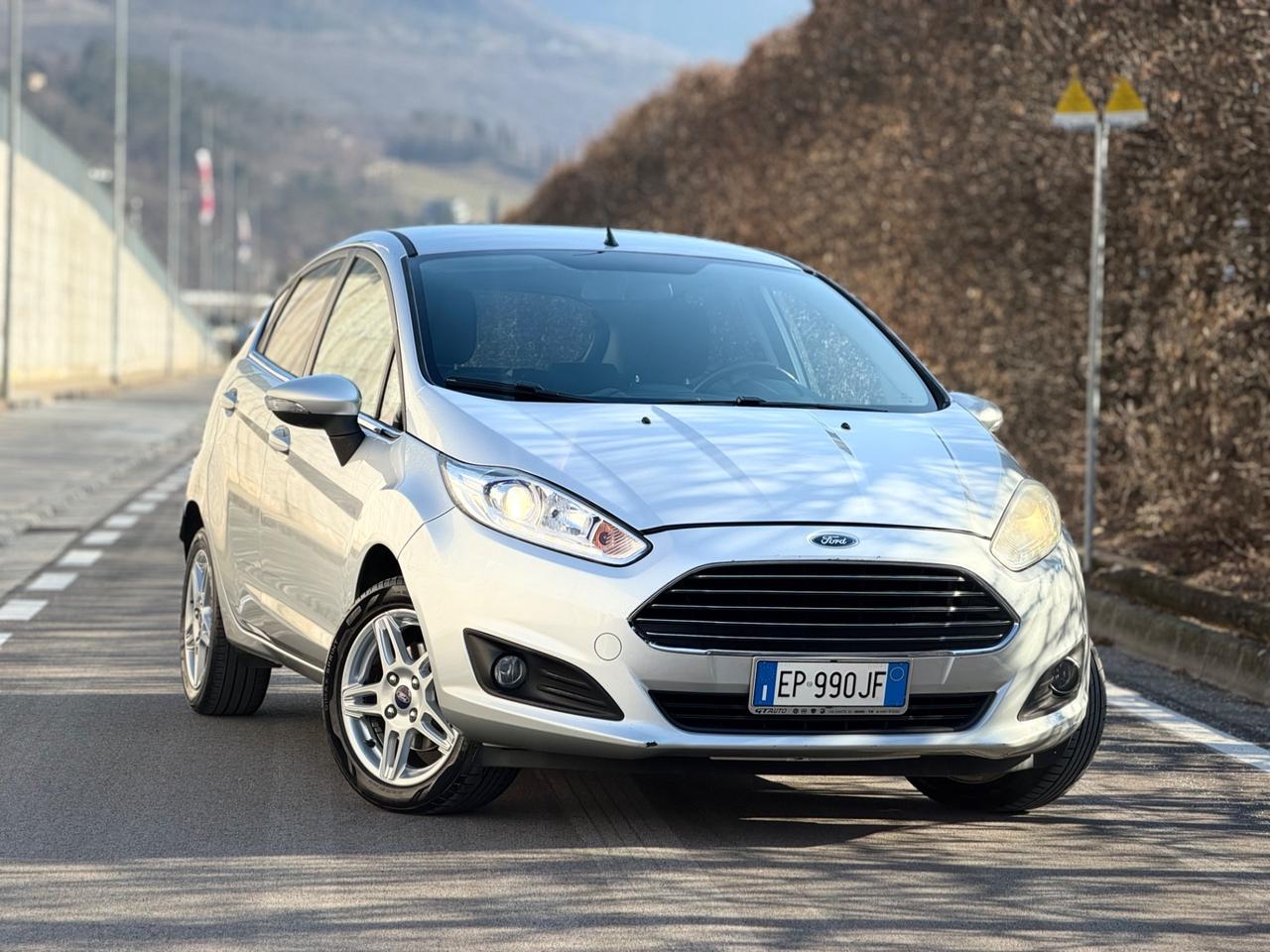 Ford Fiesta 1.0 80CV 5 porte Titanium OK NEOPATENTATI