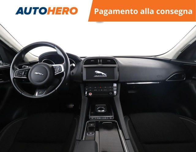 JAGUAR F-Pace 2.0 D 180 CV AWD aut. R-Sport