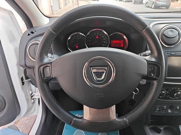 DACIA Sandero Stepway 1.5 dCi *NAVI* - 11/2013