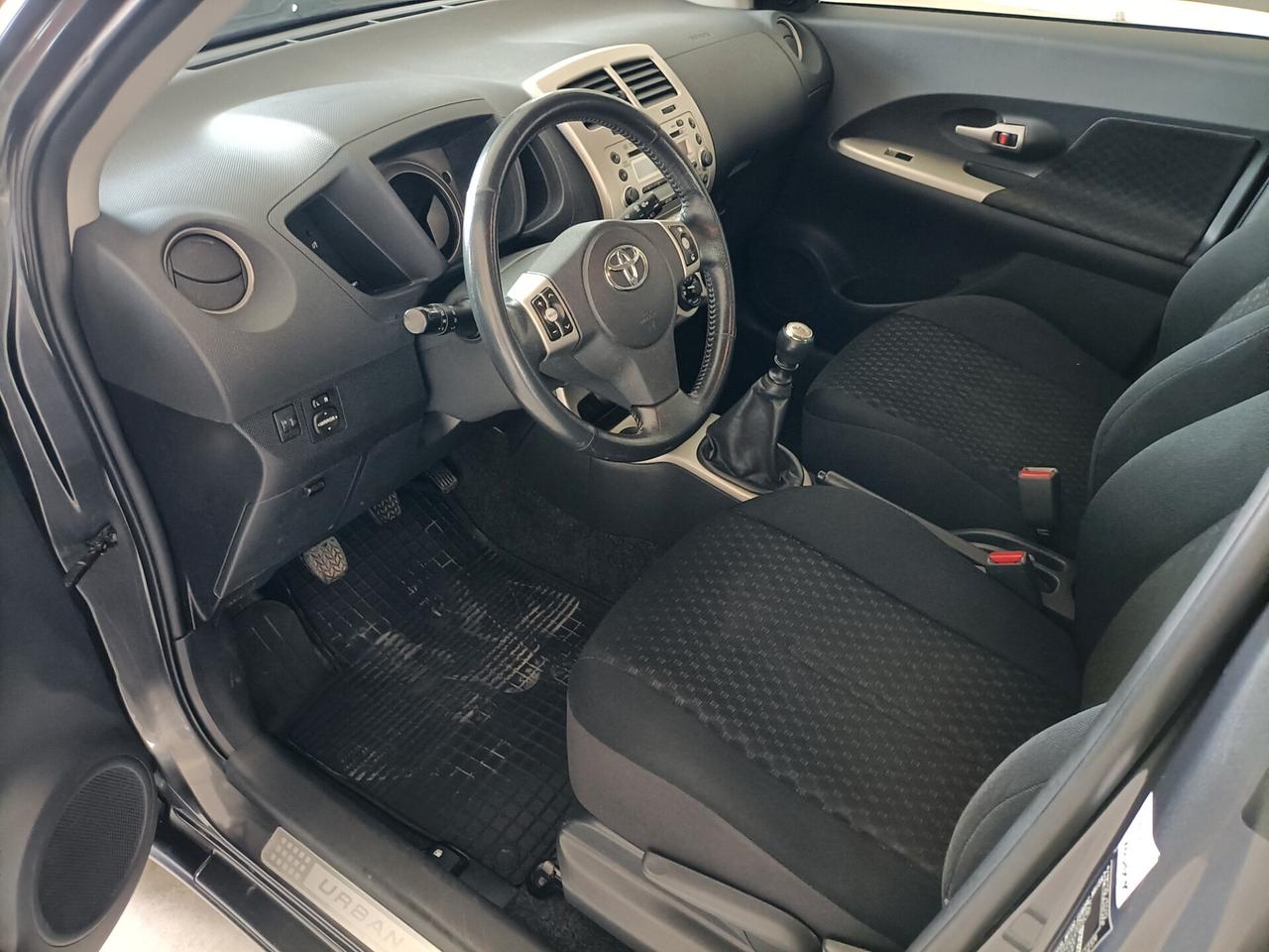 Toyota Urban Cruiser 1.4 D-4D AWD Sol 06/2010