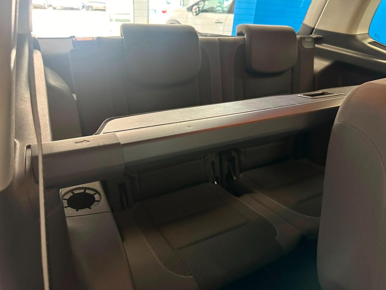Volkswagen Touran Business 1.6 TDI DSG Comfortline
