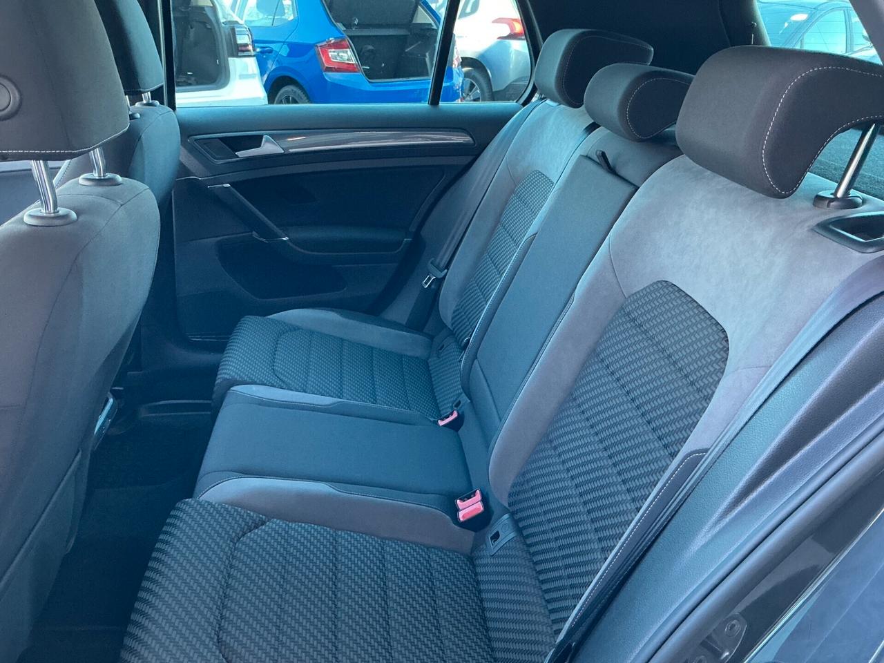 Volkswagen Golf 7,5 R-Line 1.6 Diesel Cambio Automatico