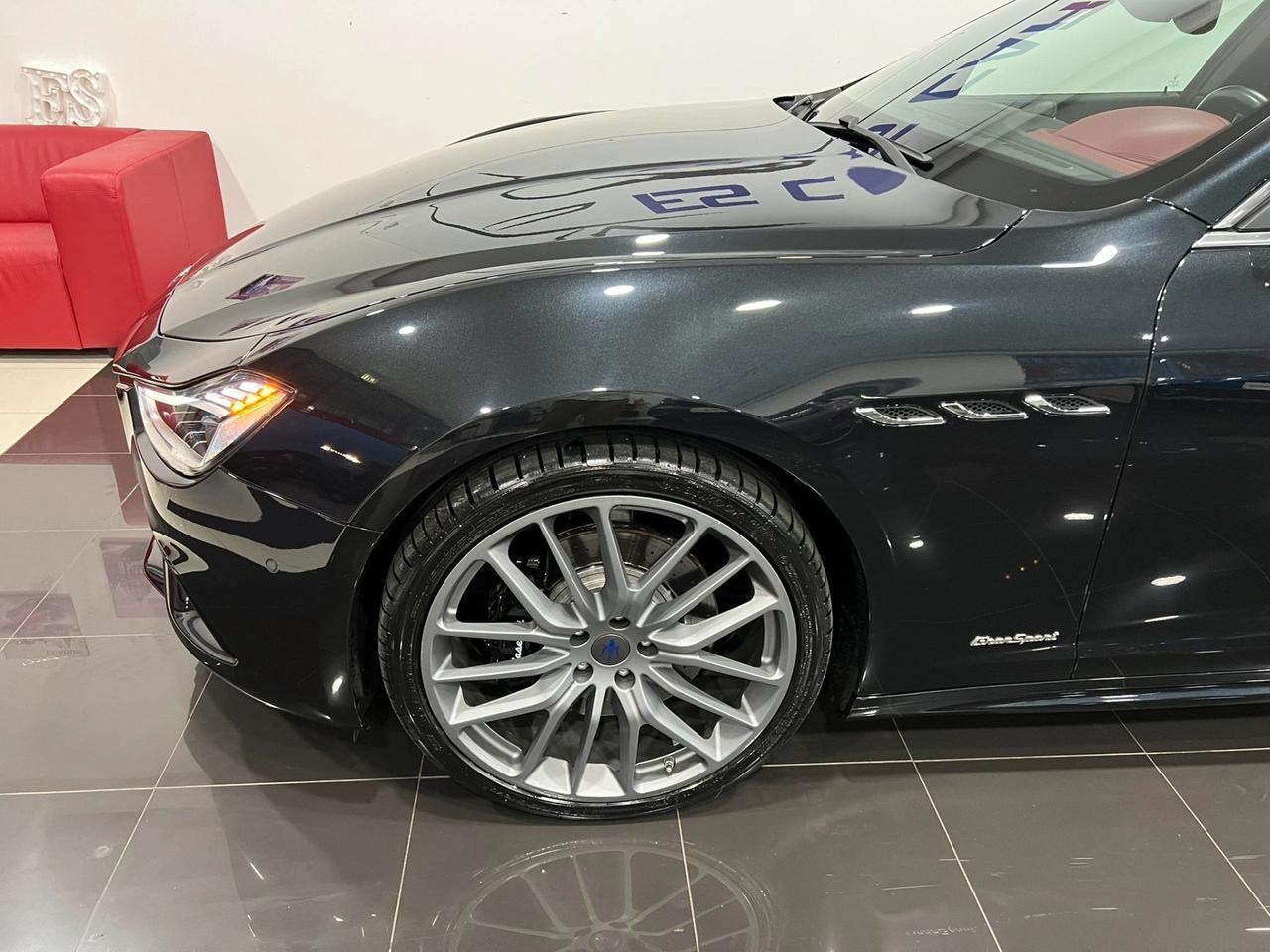 Maserati Ghibli 3.0 GranSport Nero Ribelle 275 cv