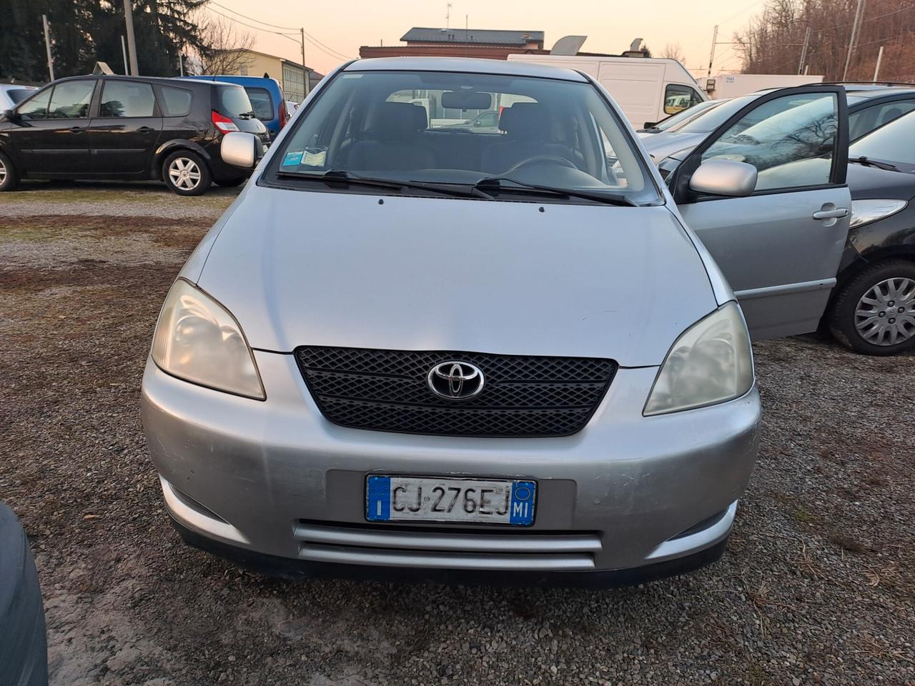 Toyota Corolla 1.6 benzina 16V 5 porte