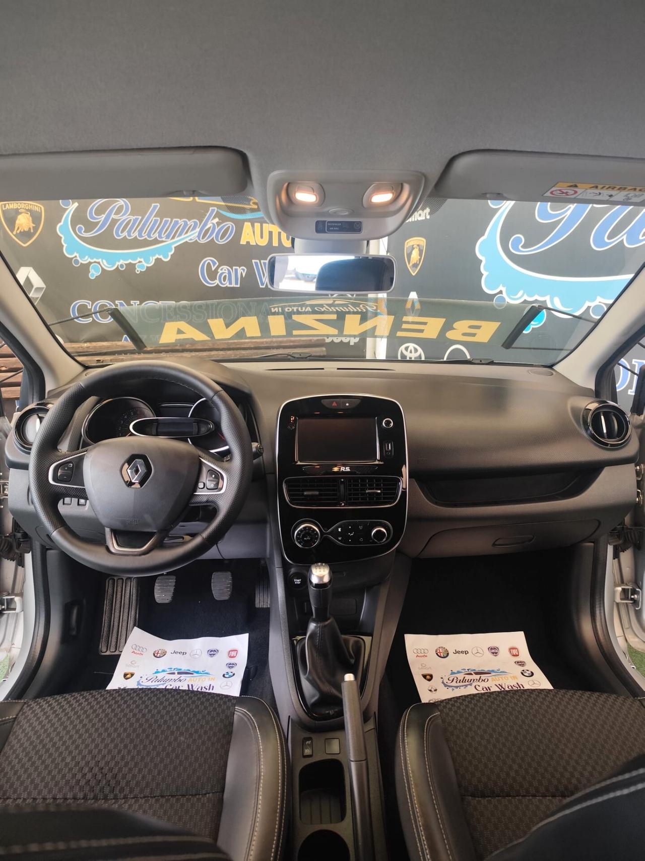 Renault Clio Sporter TCe 12V 90 CV Moschino Intens