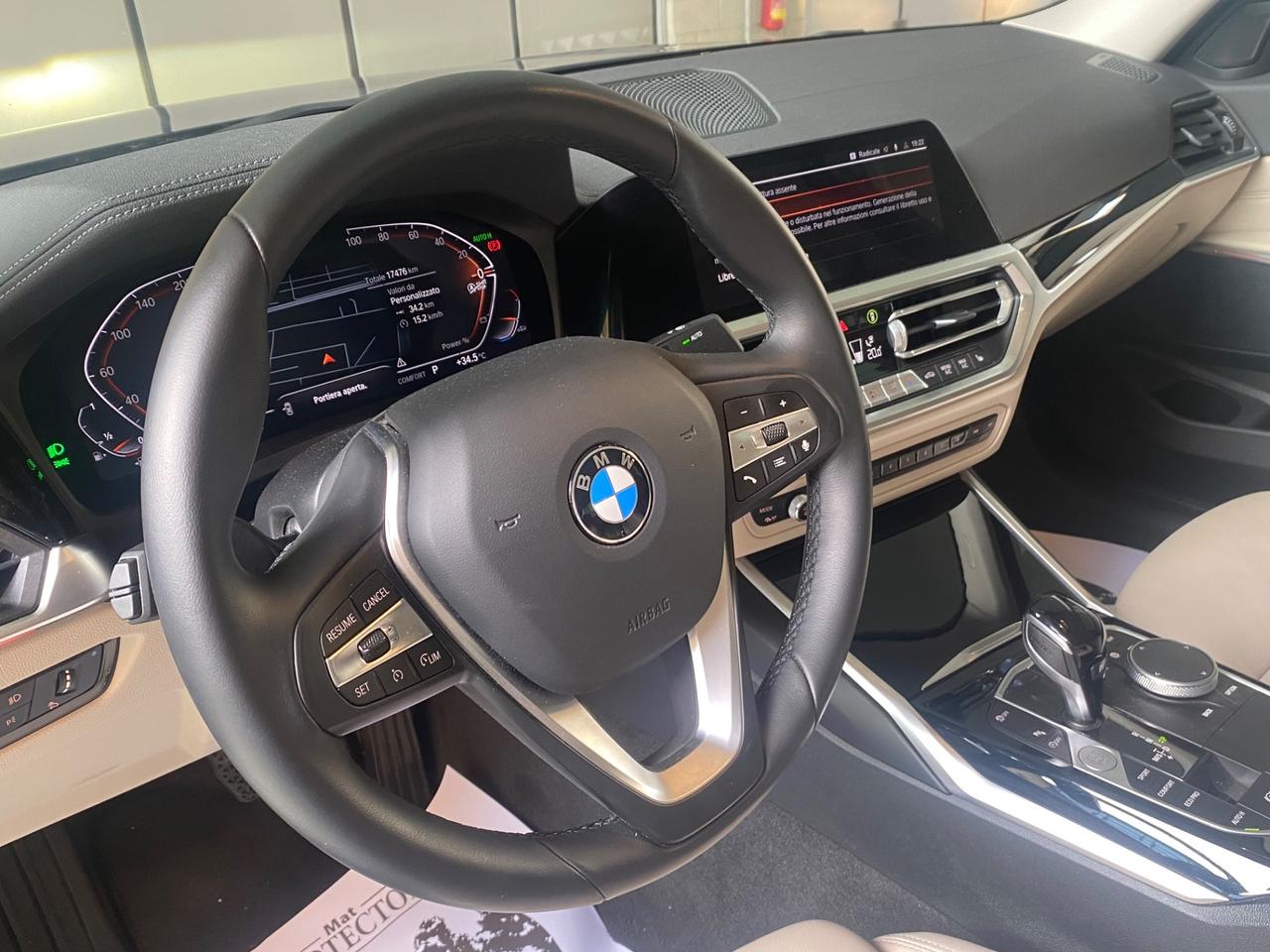 Bmw 330 330i xDrive Luxury