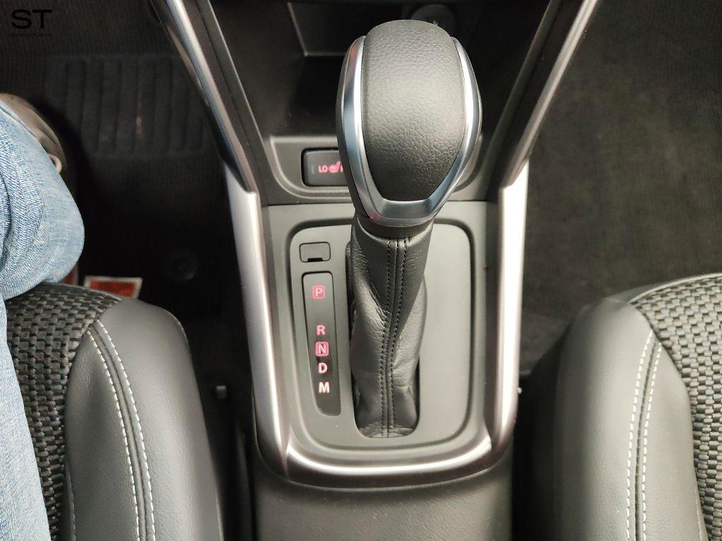 SUZUKI S-CROSS HYBRID 1.5 STARVIEW AT