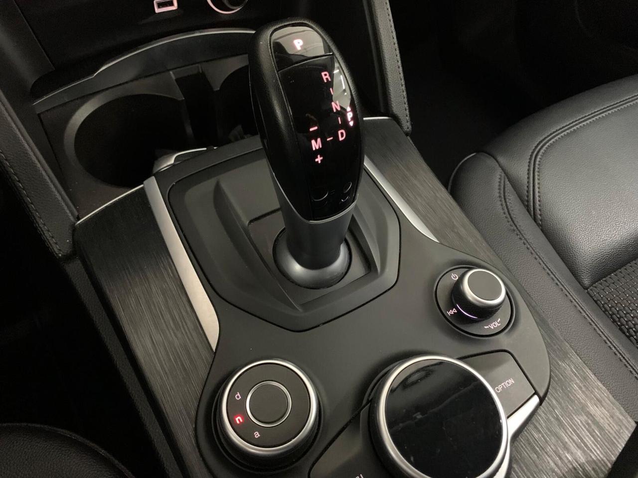 Alfa Romeo Stelvio 2.2 Turbodiesel 210 CV AT8 Q4 Executive