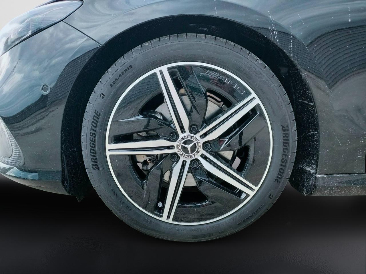 Mercedes-Benz CLA 180