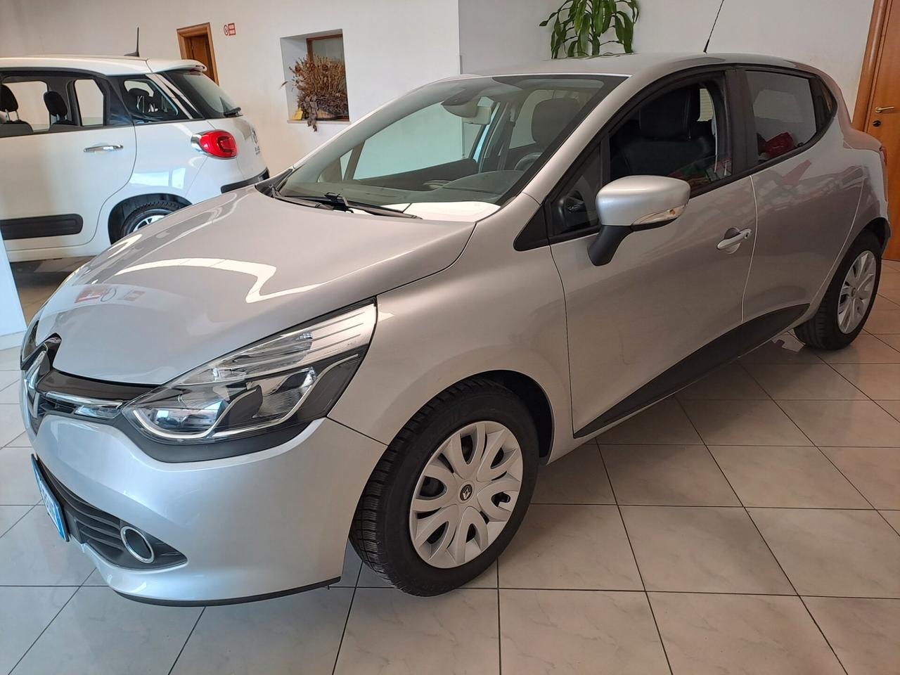 Renault Clio 1.2 75CV 5 porte Live