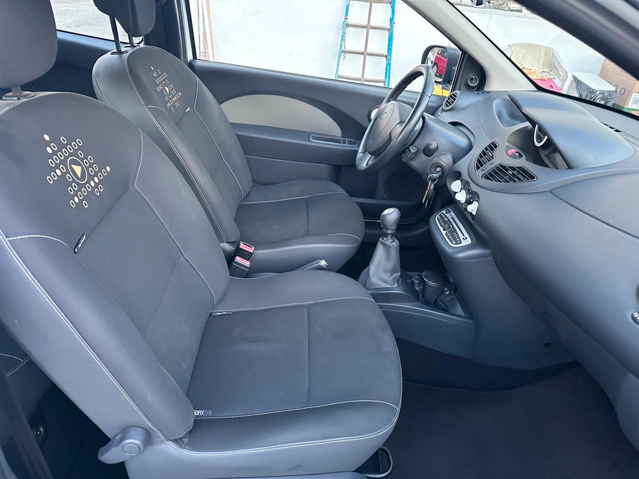 Renault Twingo 1.2 16V LEV Yahoo!