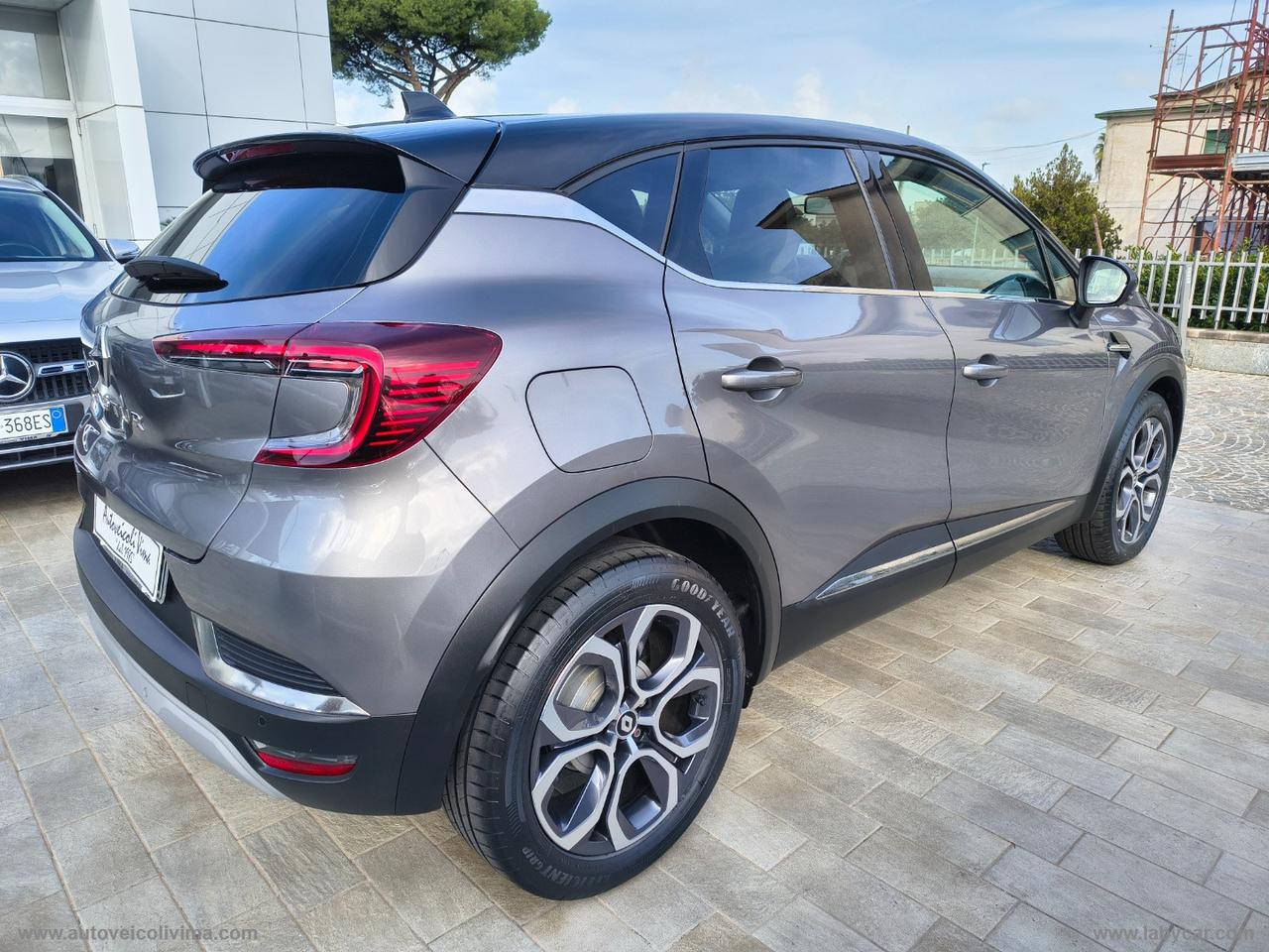 RENAULT Captur TCe 100 CV GPL Techno 16.000 KM UFFICIALE RENAULT