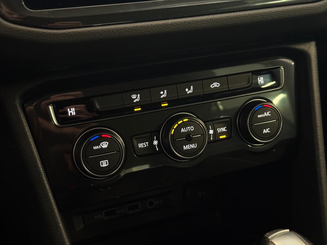 VOLKSWAGEN TIGUAN 2.0cc TDI DSG 150CV 4MOTION *IVA*