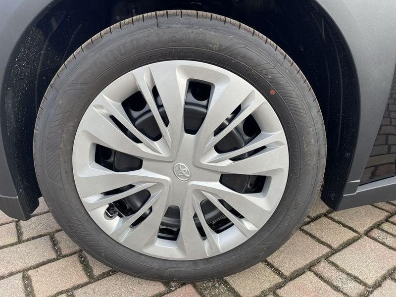 Toyota Aygo X 1.0 Active 72cv - KM0