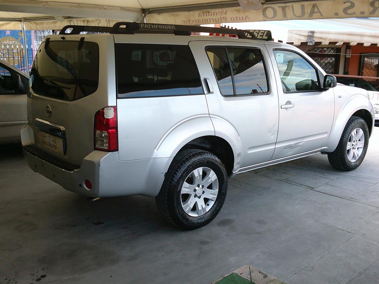 Nissan Pathfinder 2.5 dCi automatica 7 posti full 07