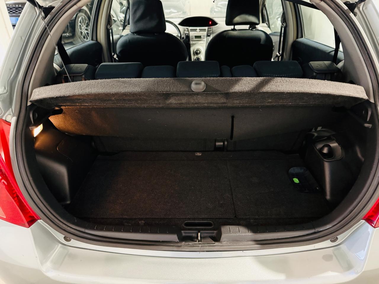 Toyota YARIS 1.3 82 CV*NEOPATENTATI*