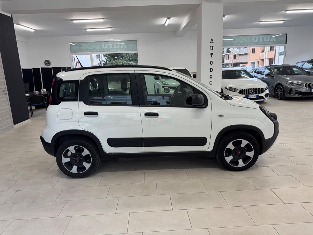 Fiat Panda 1.0 FireFly S&S Hybrid City Cross