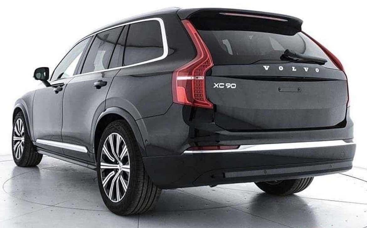 Volvo XC 90 B5 AWD automatico 7 posti Core AUTO A NOLEGGIO