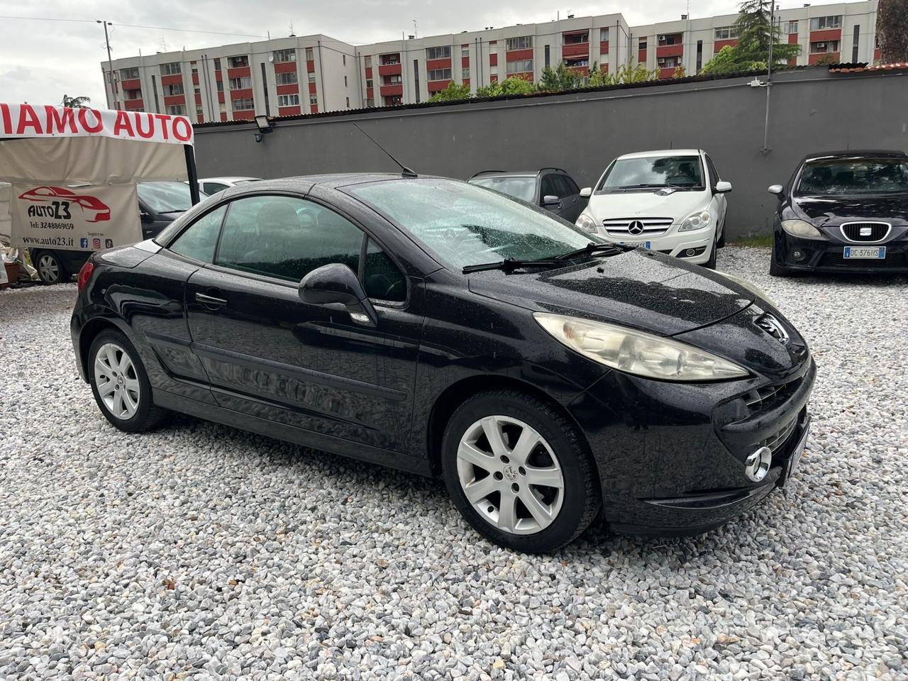 Peugeot 207 1.6 HDi 110CV CC Féline