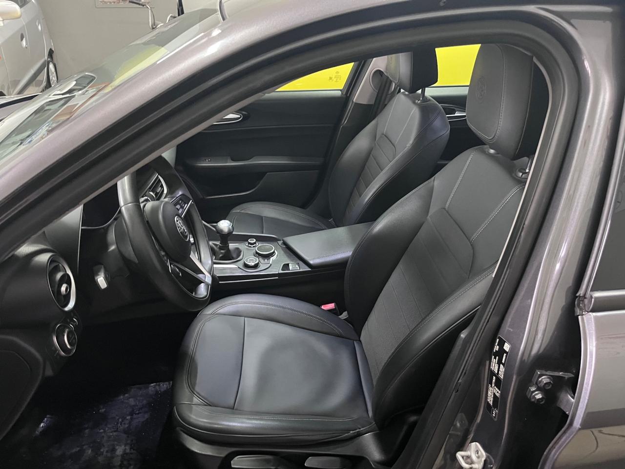 Alfa Romeo Giulia 2.2 150 CV Super tagliandata