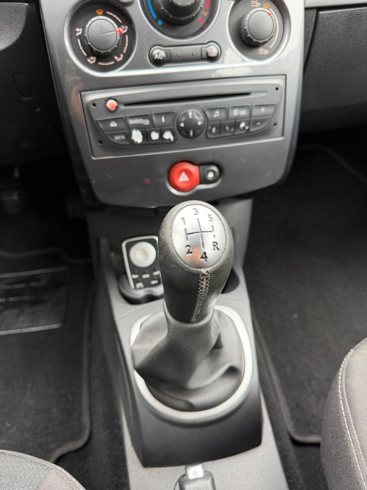 Renault Clio 1.2 Neopatentati Euro 5