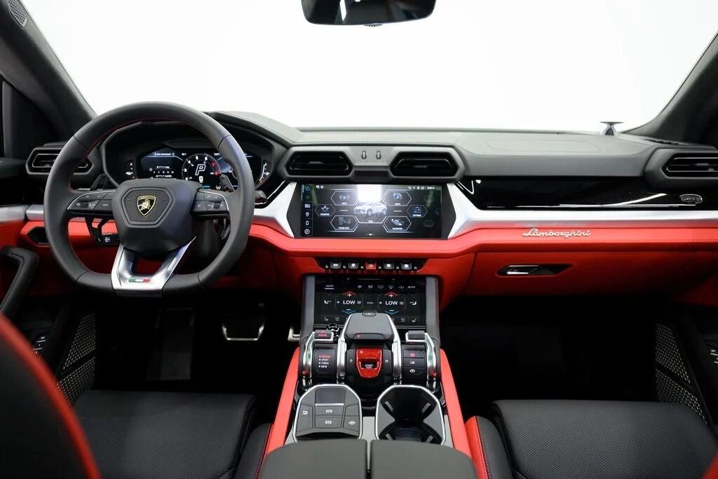 Lamborghini Urus 4.0 SE NOLEGGIO LUNGO TERMINE - LEASING FULL INCLUSIVE