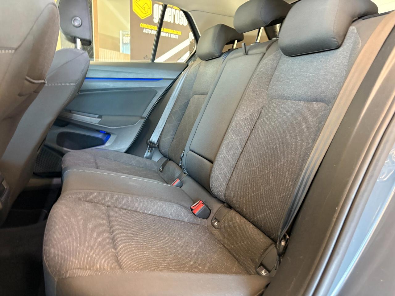 Volkswagen Golf 2.0 TDI 150 CV DSG SCR Life Garanzia