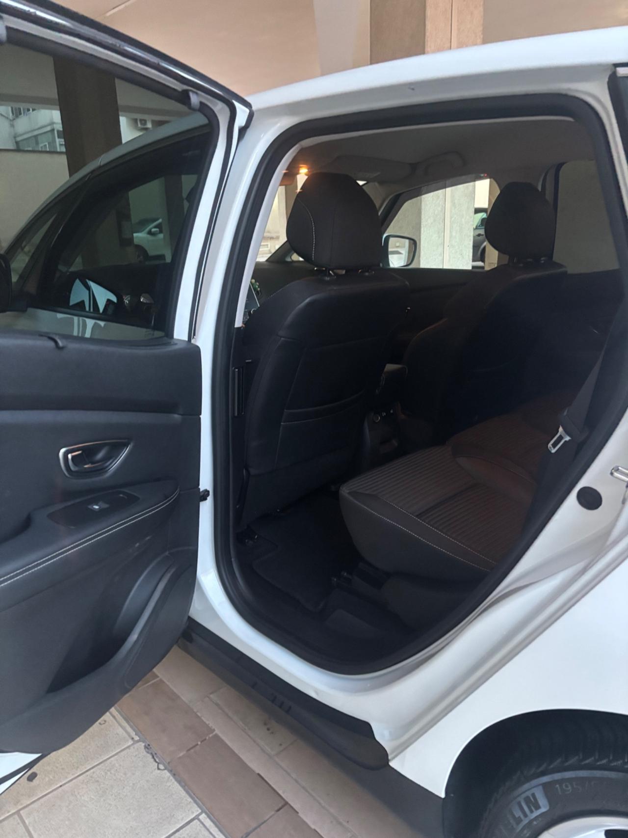 Renault Scenic Scénic Blue dCi 120 CV Sport Edition