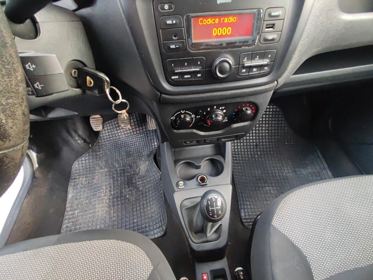 Dacia Dokker van GPL Furgone IVA ESPOSTA